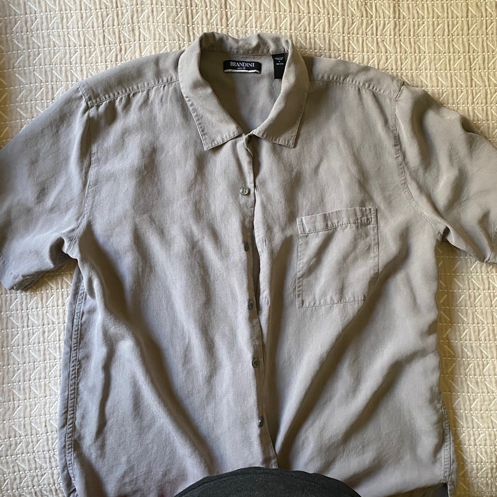 Men’s silk shirt